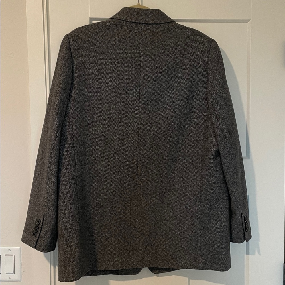 Everlane The Oversized Wool Blazer in Herringbone - Picture 6 of 6